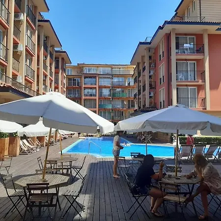 Cozy Apartament In Sunny View Central Complex Слънчев бряг