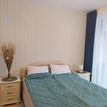 Cozy Apartament In Sunny View Central Complex